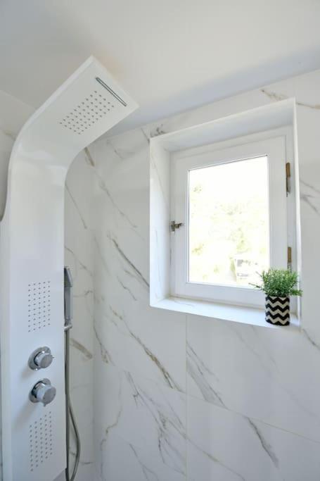 Olivo II Luxury Apartment Hydra  Zewnętrze zdjęcie